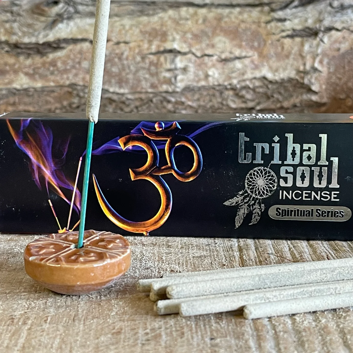 Duchowe Kadzidełka Tribal Soul – Om Shanti + Podstawka Ceramiczna (15g) - obrazek 4